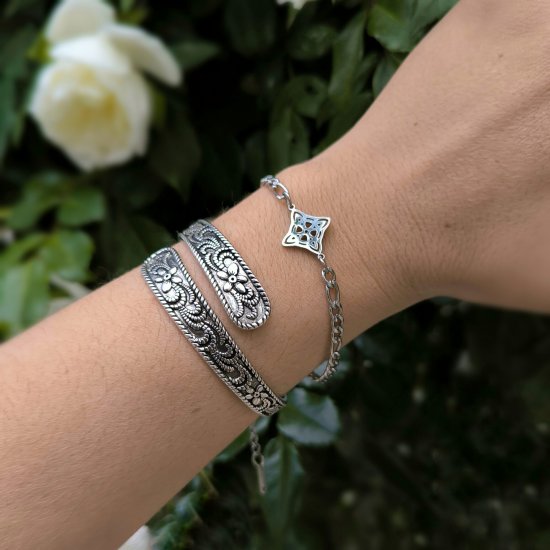 "Verdant Bloom Cuff"  Χειροπέδα 