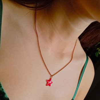 "Red star" Koλιέ αστεράκι με κόκκινο σμάλτο
