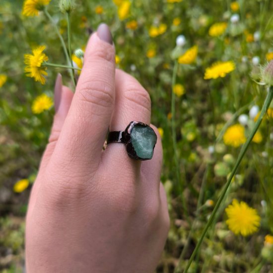 "Green Fluorite " Μπρούτζινο δαχτυλίδι με Πράσινο Φθορίτη