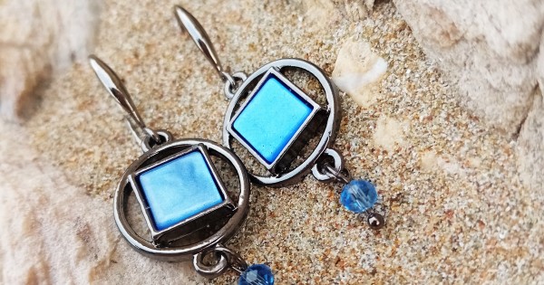 Kosmimata Skoylarikia Taylor Makria Asimenia Skoylarikia Me Krystalla Blue Spinel Gemstones main image 1